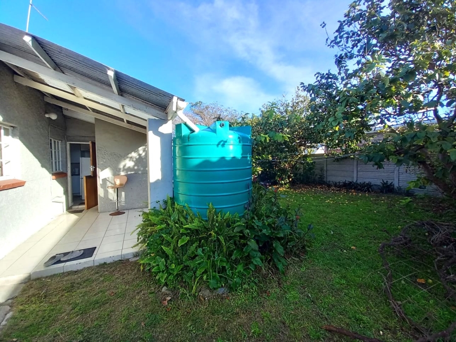 To Let 2 Bedroom Property for Rent in Forest Hill Eastern Cape